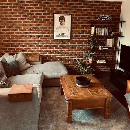 Appartement Urban In Central With Balcony *